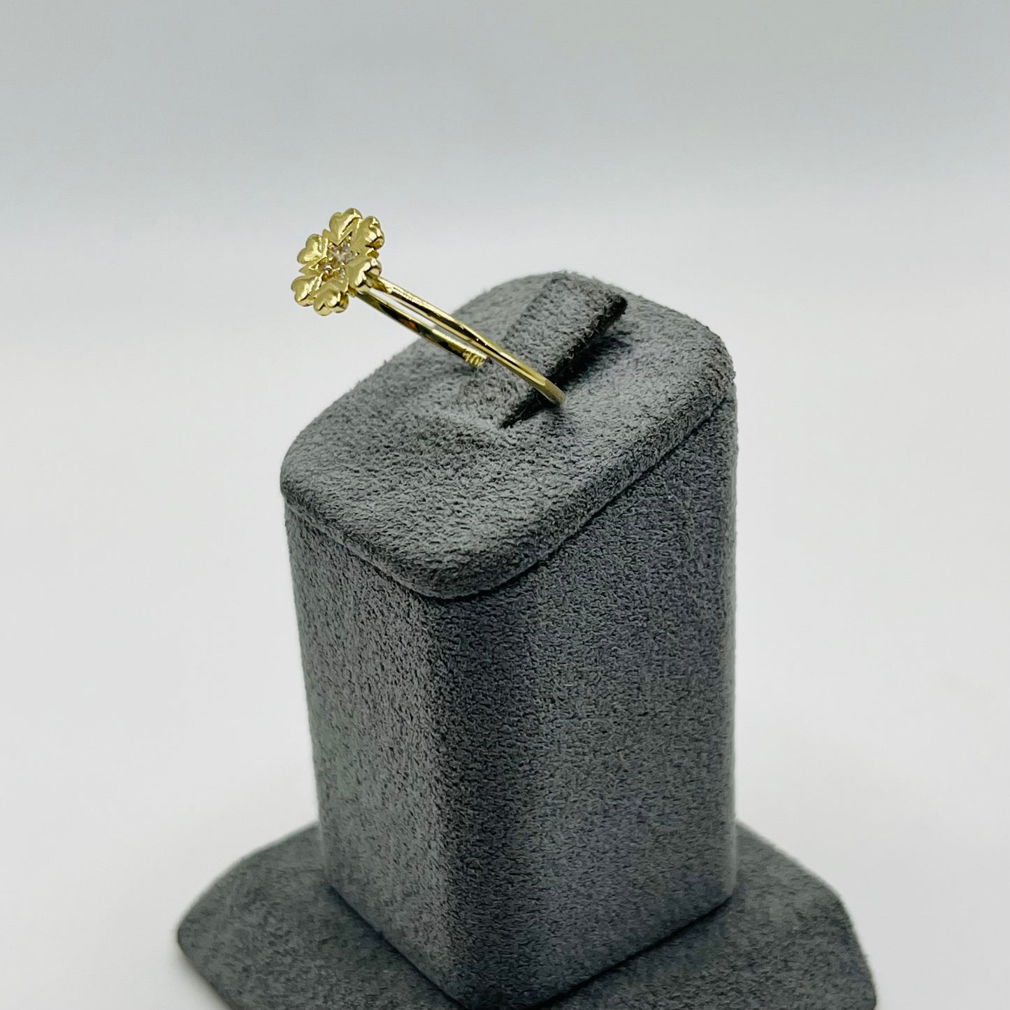 10k Gold Heart of a Star Ring