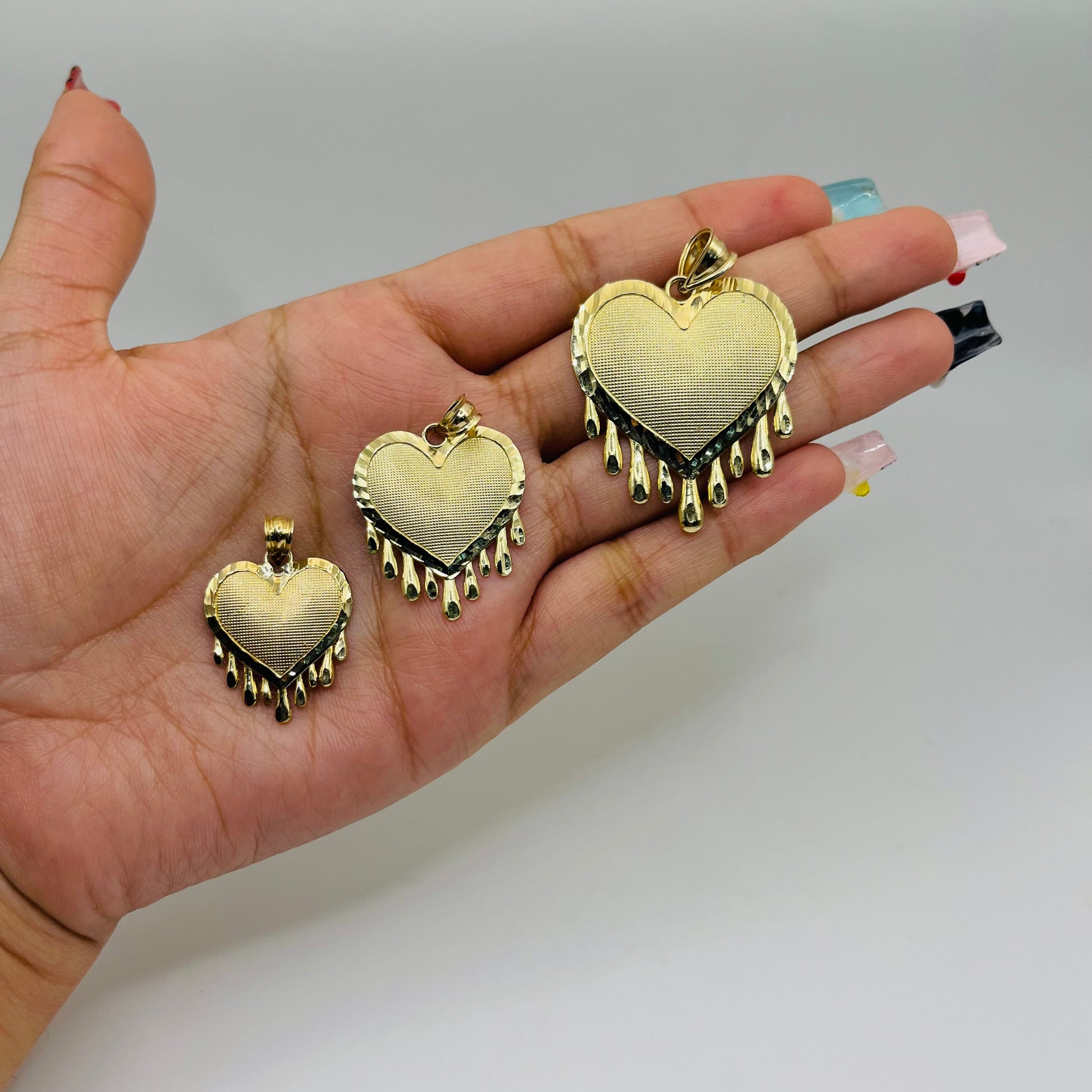 10K Gold Dripping Heart Pendant | Face Size: 36mm
