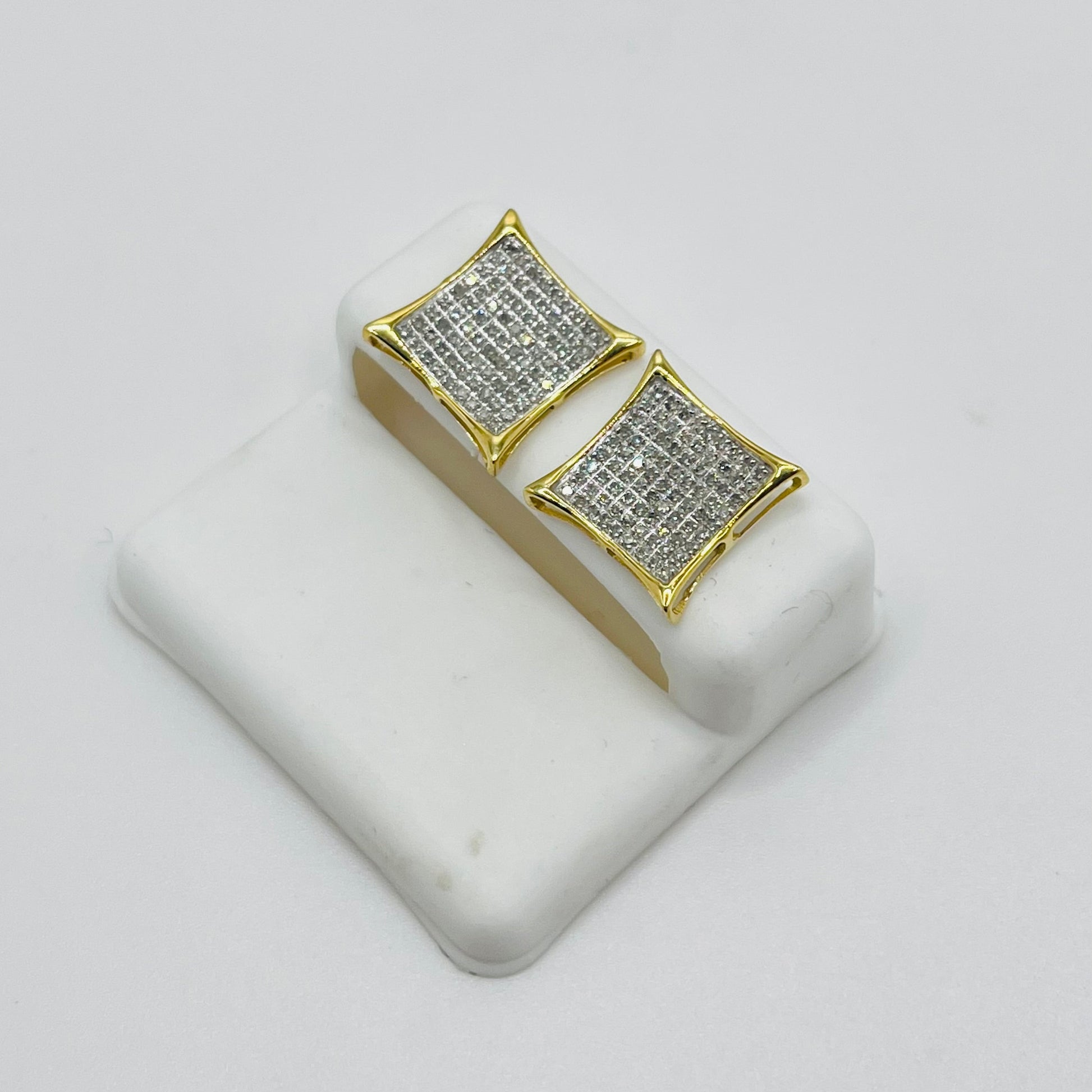 10K Gold Diamond Kite Earrings | Face Size: 13mm