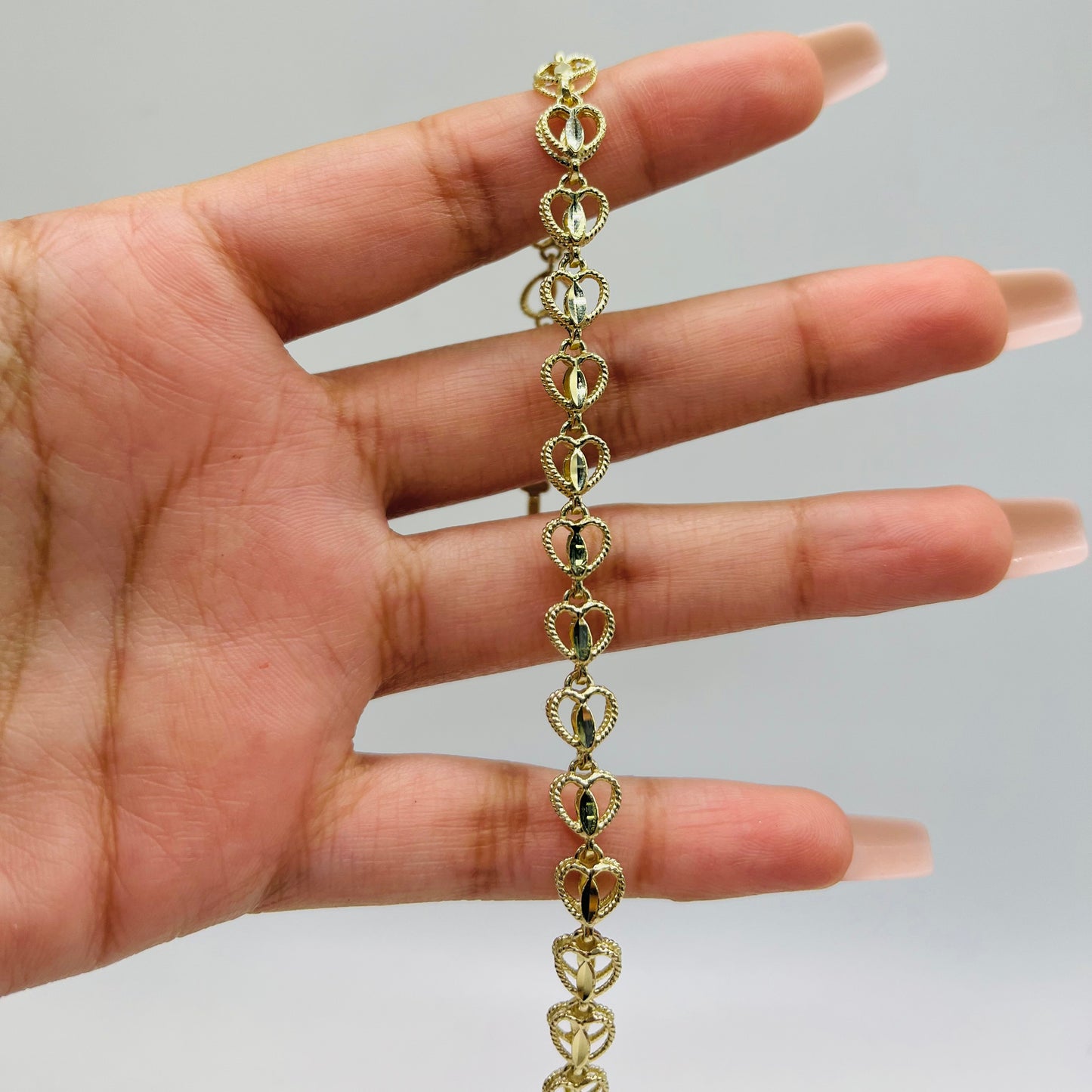 10K Gold Princess Heart Bracelet (M)