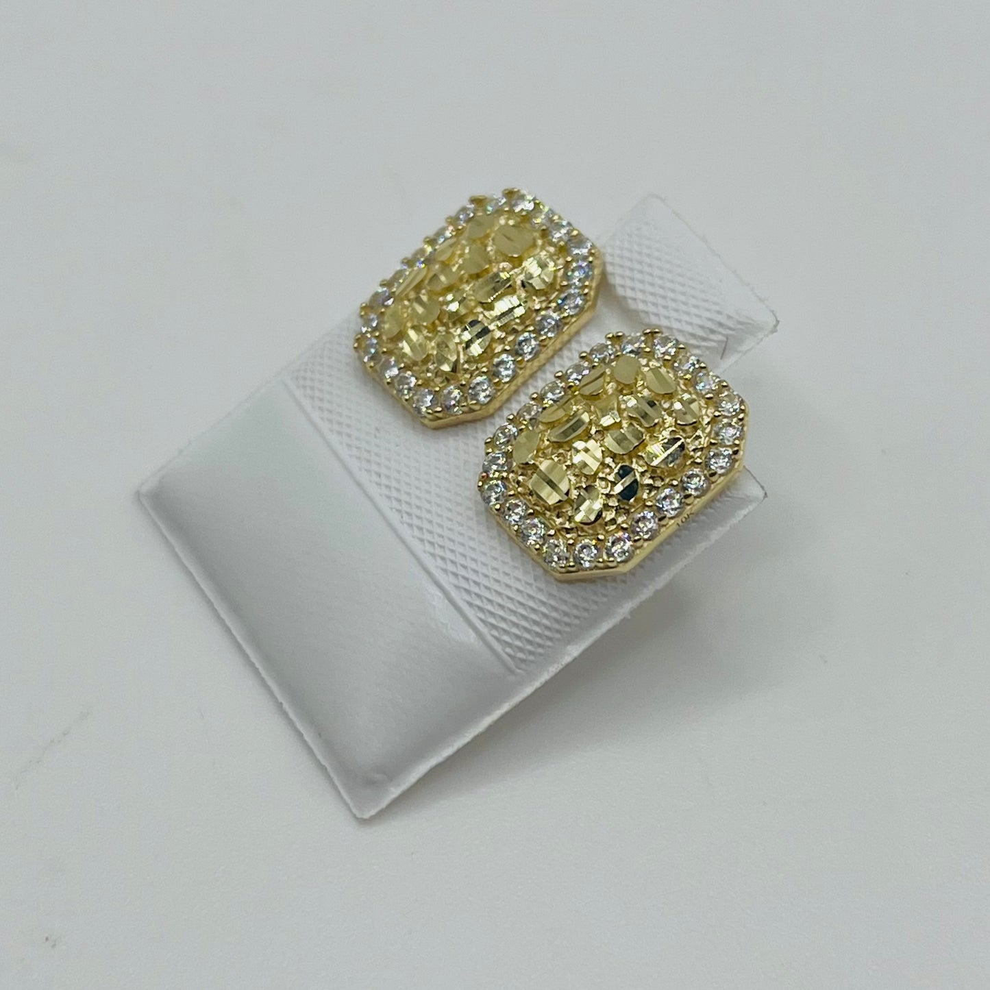 10k Gold Rectangle Nugget Cz Border Earrings (M)