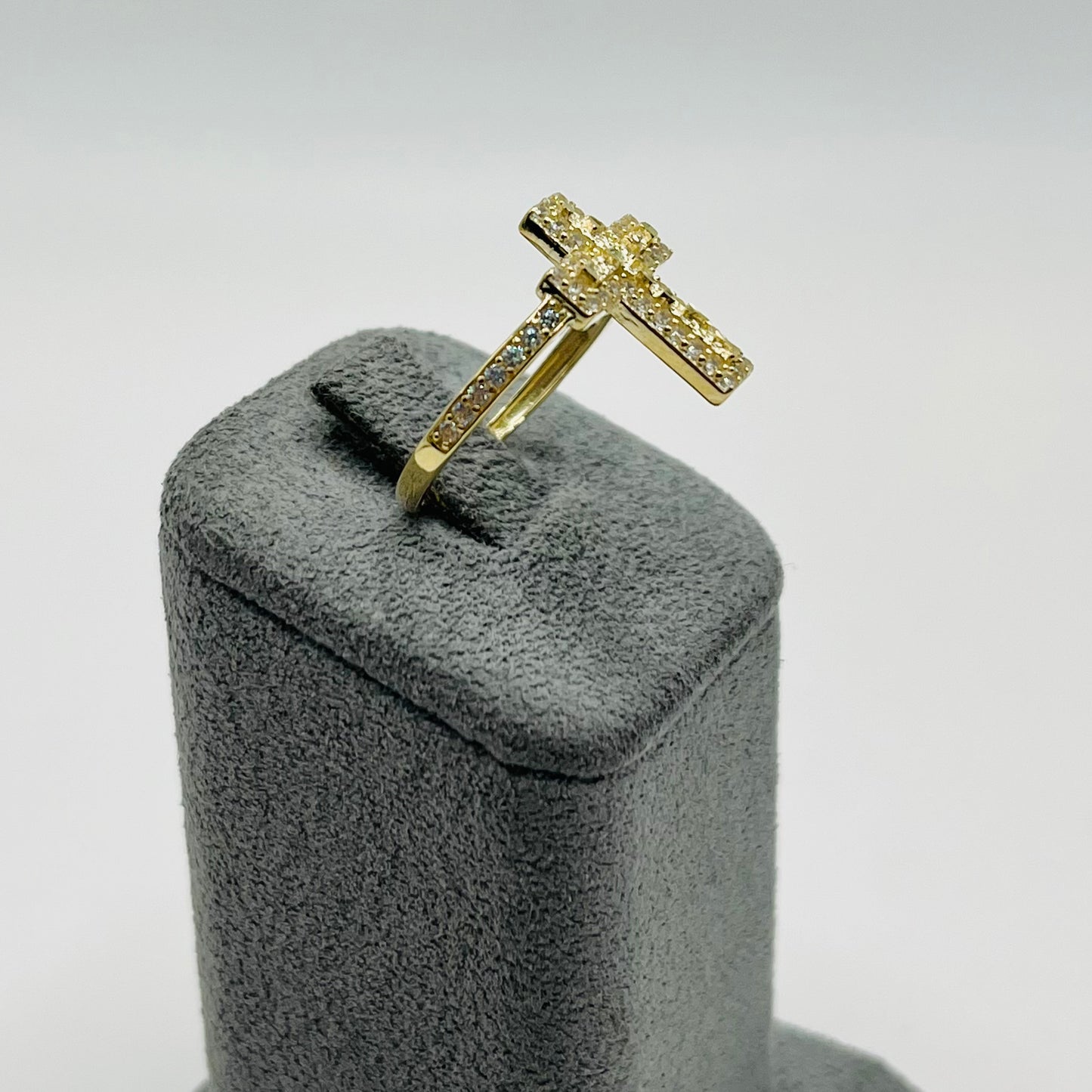 10k Gold Cz Nugget Cross Band Ring (M)