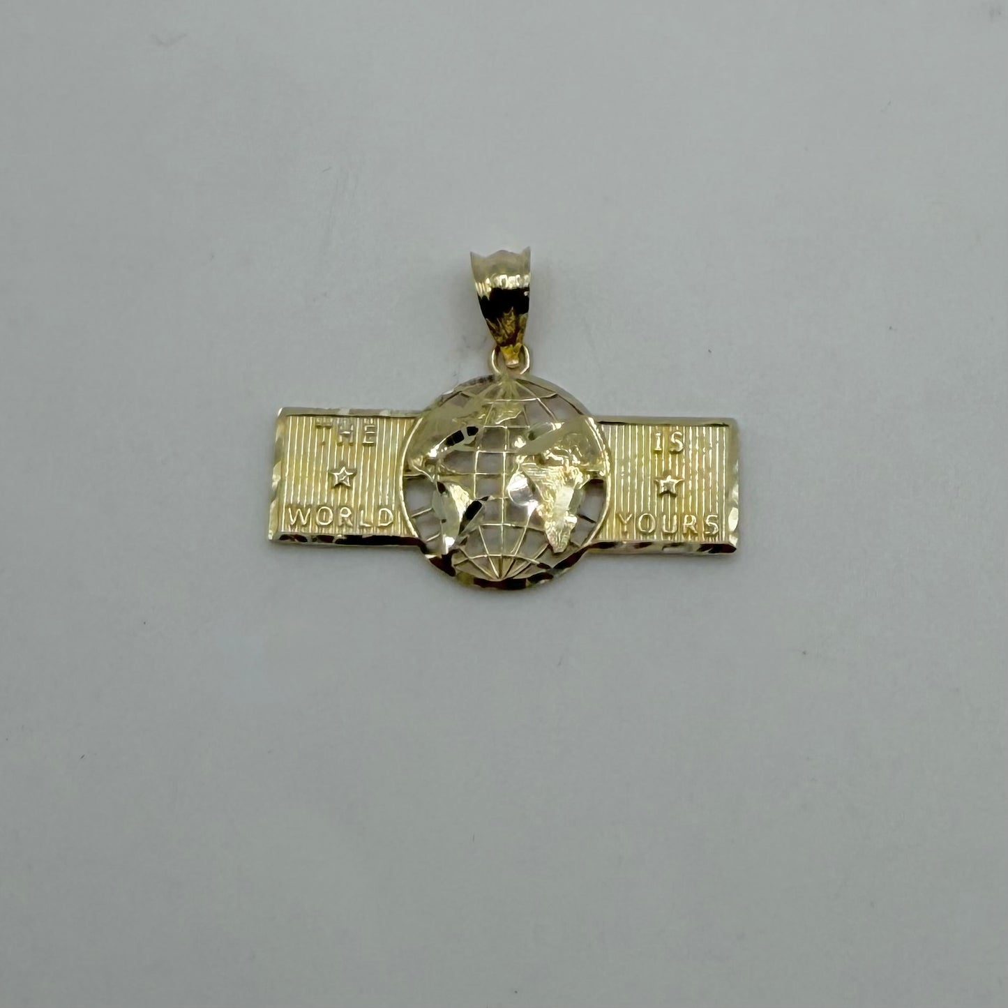 10k Gold World is Yours Charms (S)