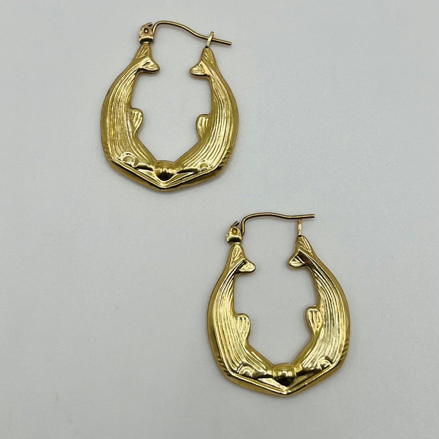 10K Gold Whale Hoop Earrings | Diameter: 31mm