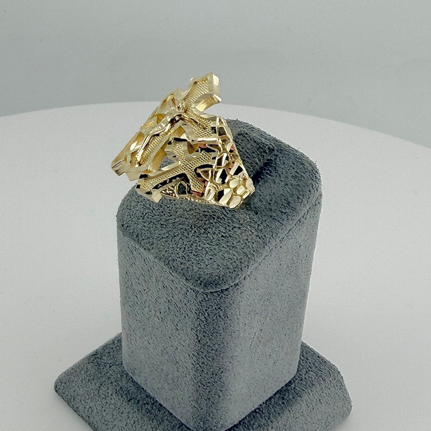 10k Gold Royal Triple Crucifix Ring (L)