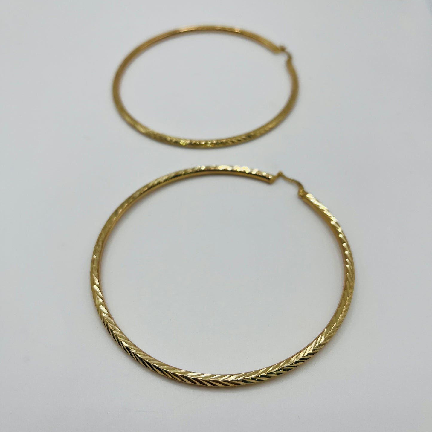 10k Gold Feather Hoops 3in