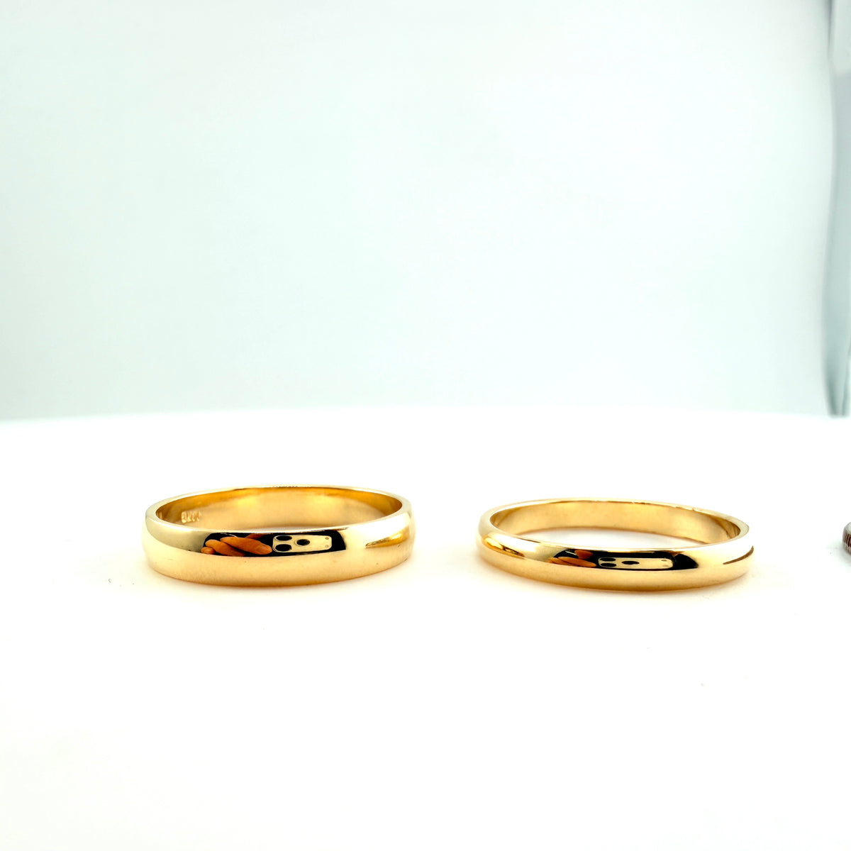 Classic Gold Wedding Band
