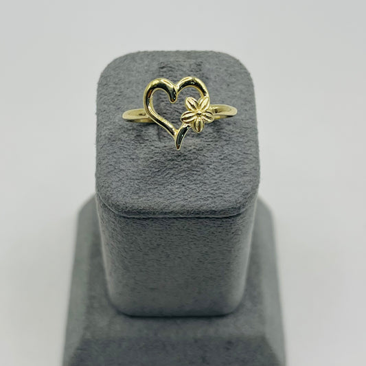 10k Gold Wildflower Heart Ring