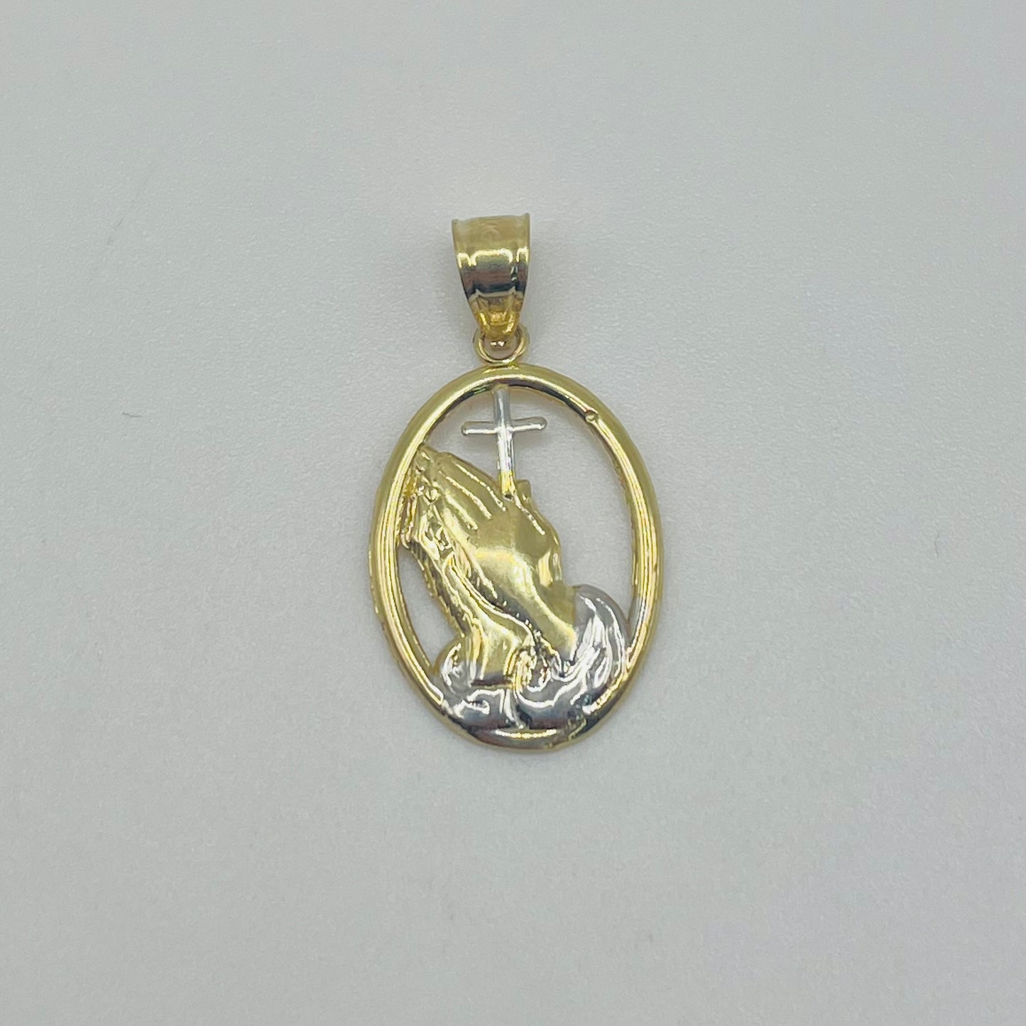 10k Gold Praying Hands Charm Oval Frame