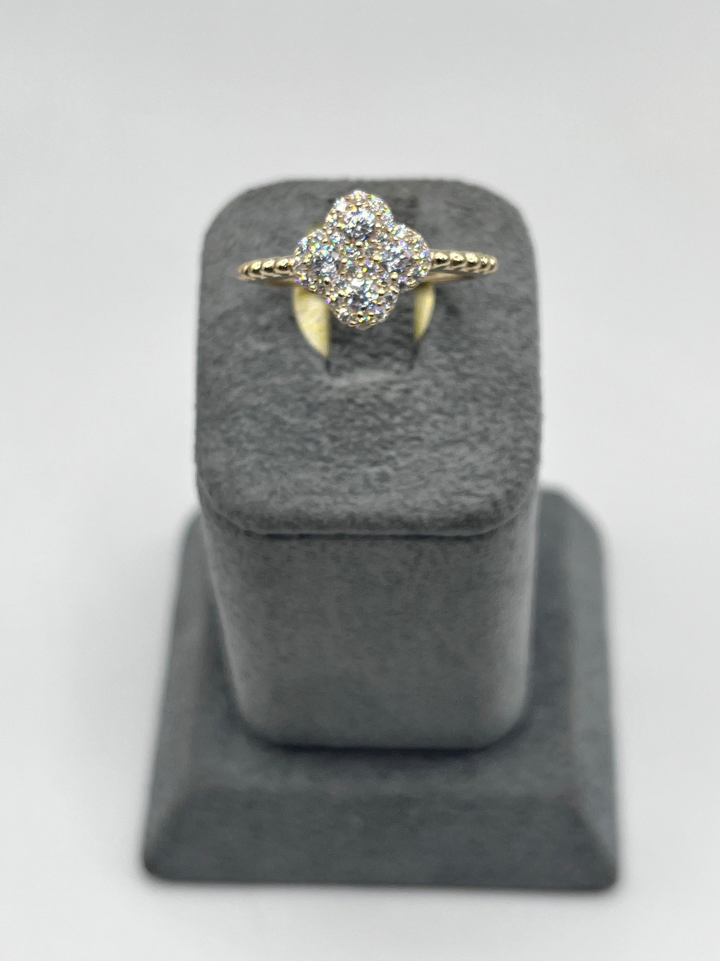 10K Gold CZ Clover Ring