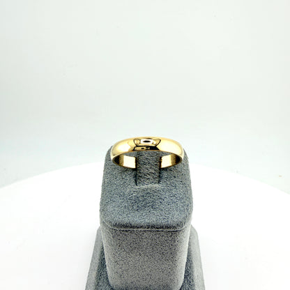 Classic Gold Wedding Band