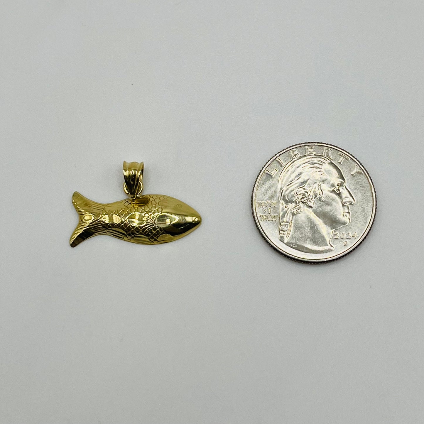 10k Gold Fish Charm