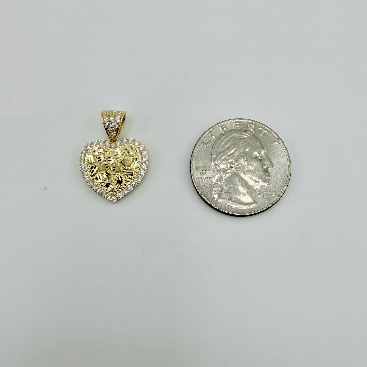 10k Gold Lux Heart Nugget Border Charm