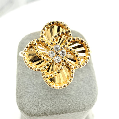 10K Gold Fancy Detail Clover Ring