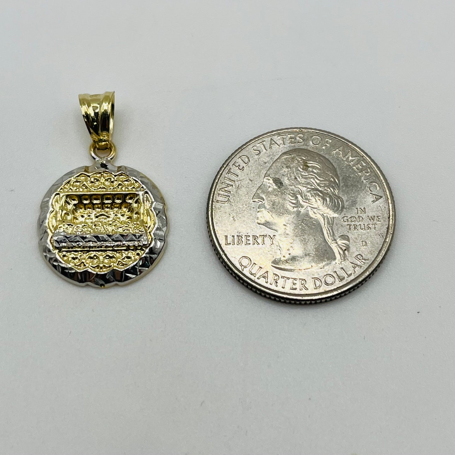 10k Gold Two- Tone Last supper Charm (S)