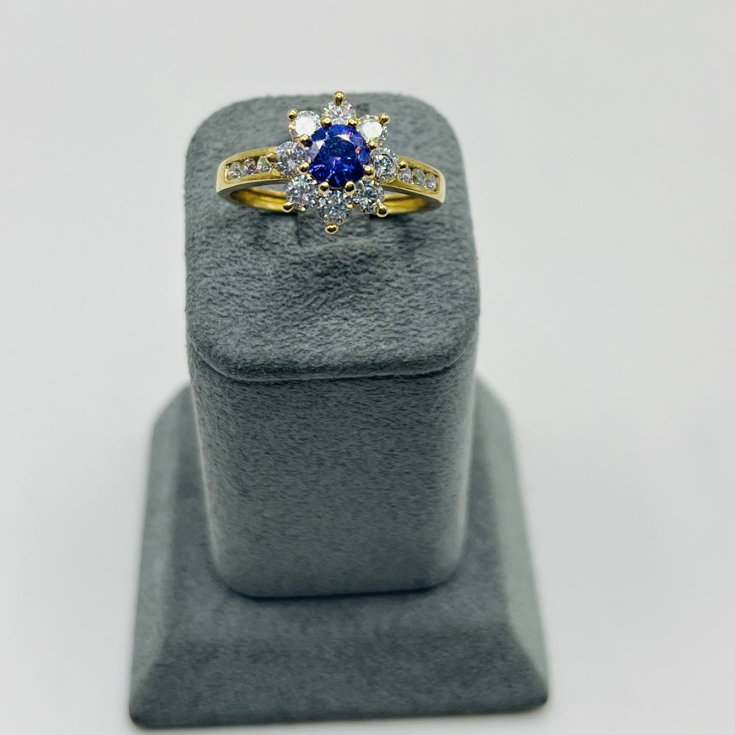10k Gold Cz Violeta Ring