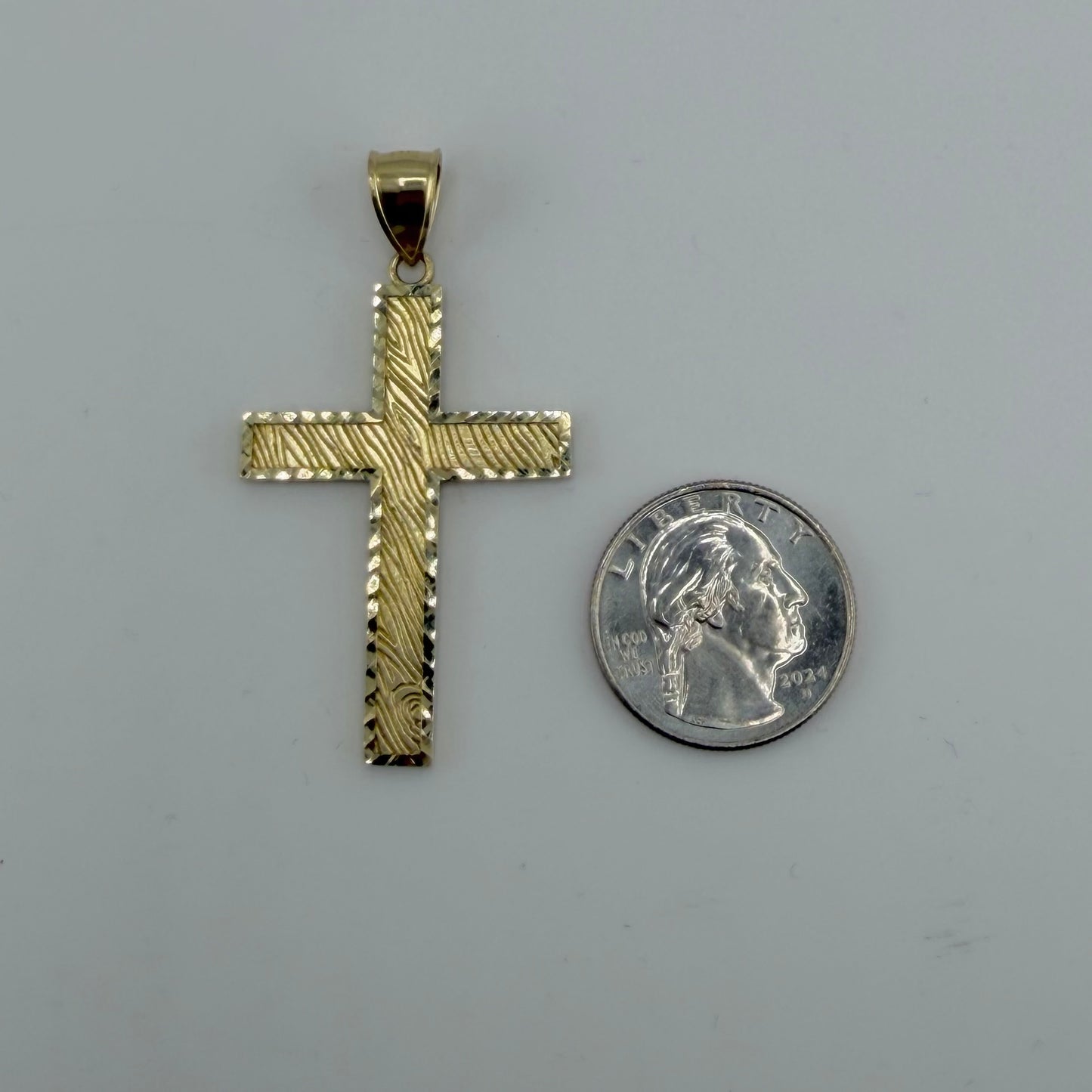 10k Gold Ribbed Cross Charm (L)
