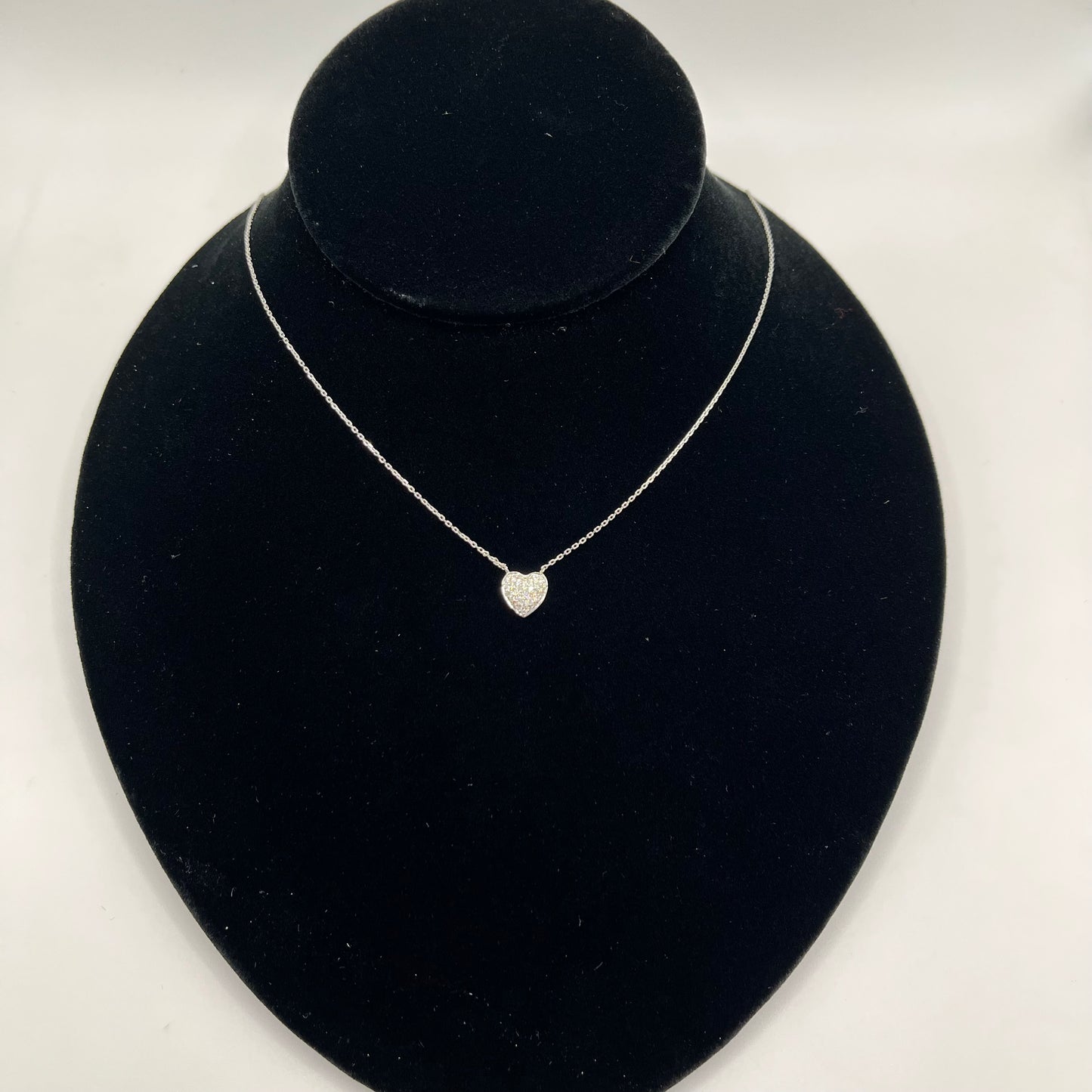 14k White Gold Diamond Amoura Chain