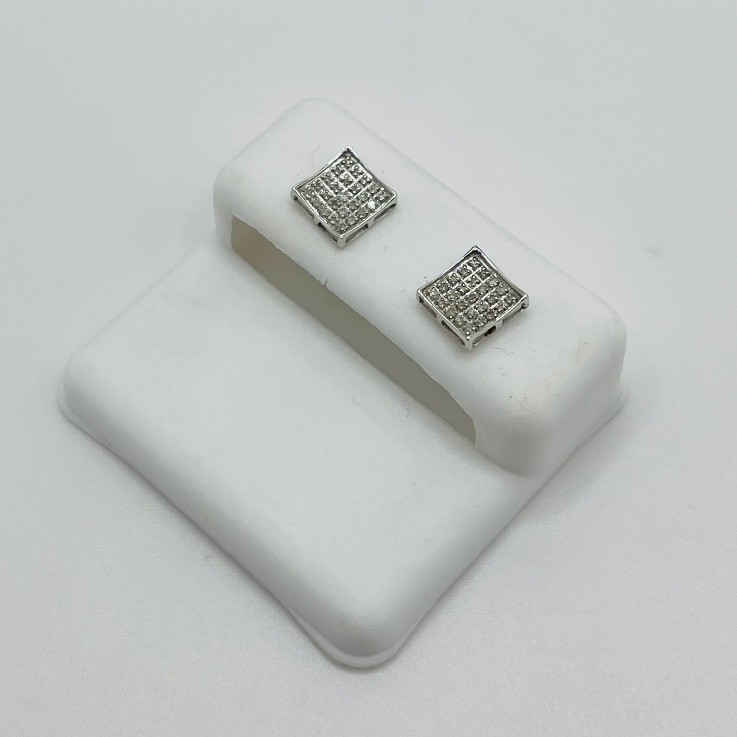 10k White Gold Inverted Square Earrings (Screwback) 7mm