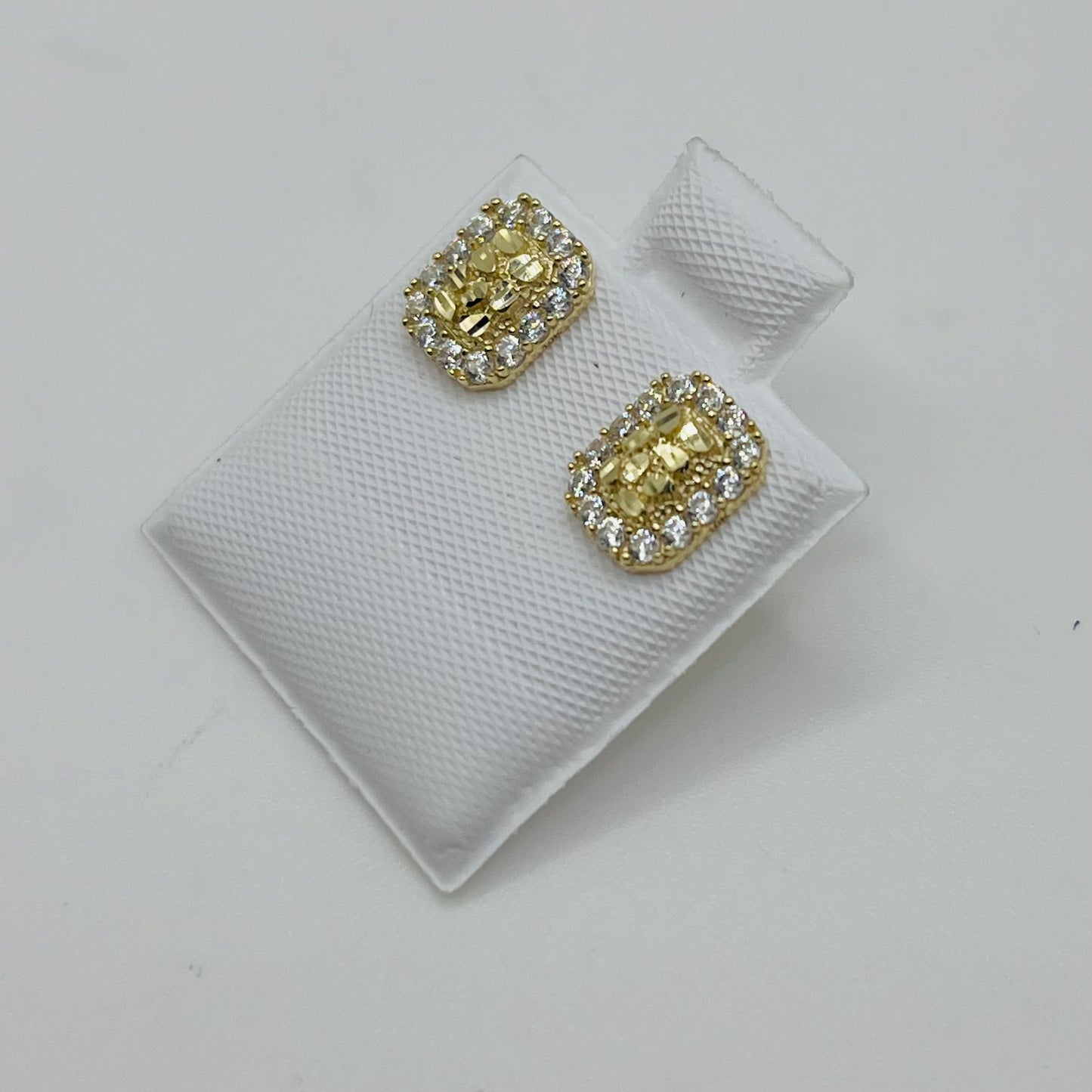 10k Gold Rectangle Nugget Cz Border Earrings (XS)