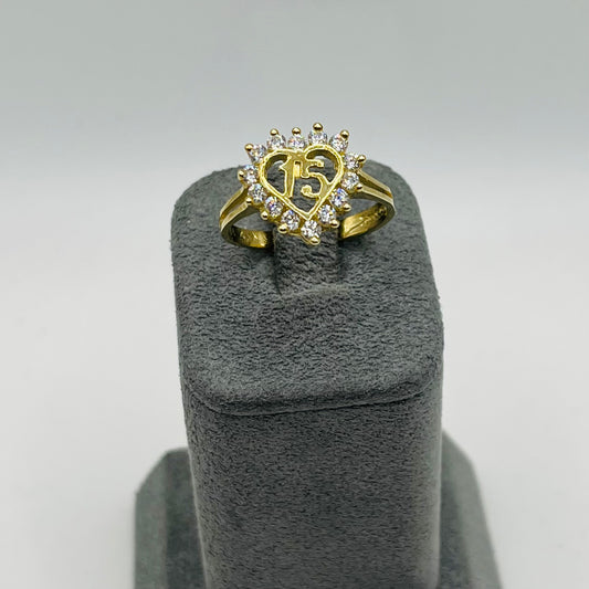 10k Gold Sueño de Quince Ring