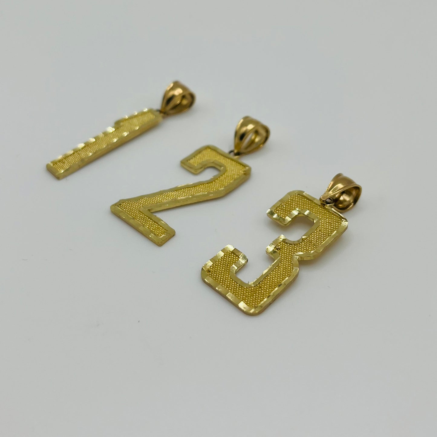 10k Gold Classic Dc Border Number Charm (L)