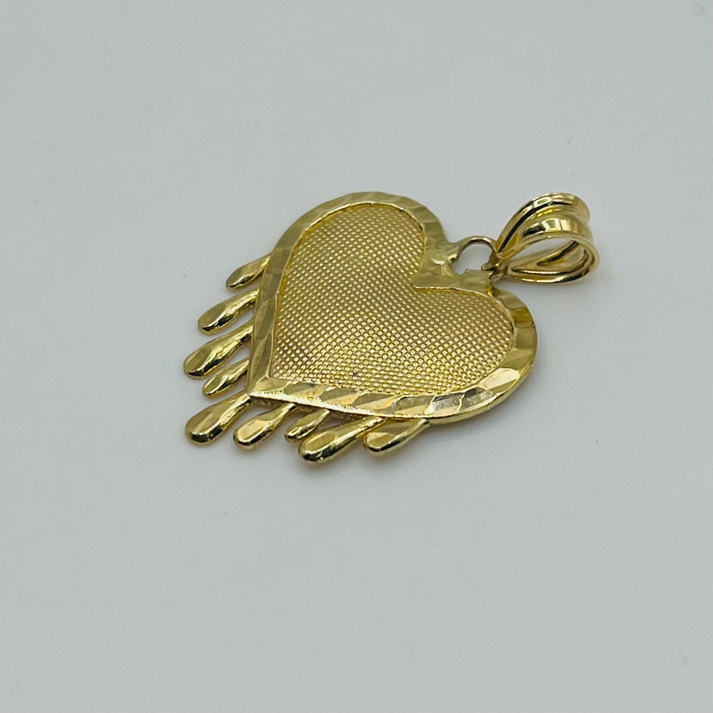 10K Gold Dripping Heart Pendant | Face Size: 22mm