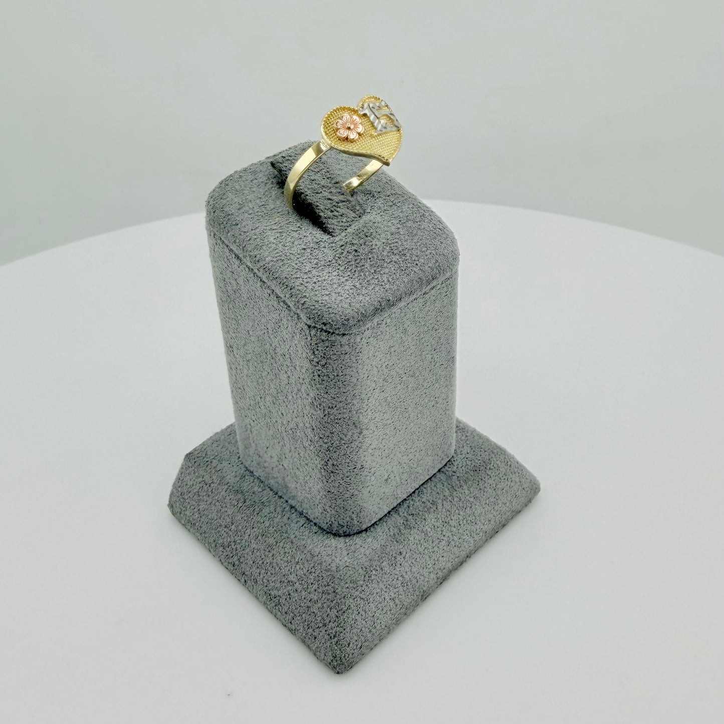 10k Gold Mi Quince Sparkle Ring