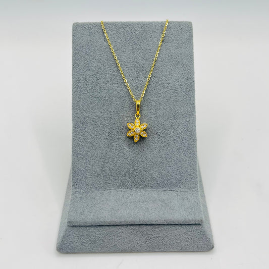 14k Gold Diamond Flower Set
