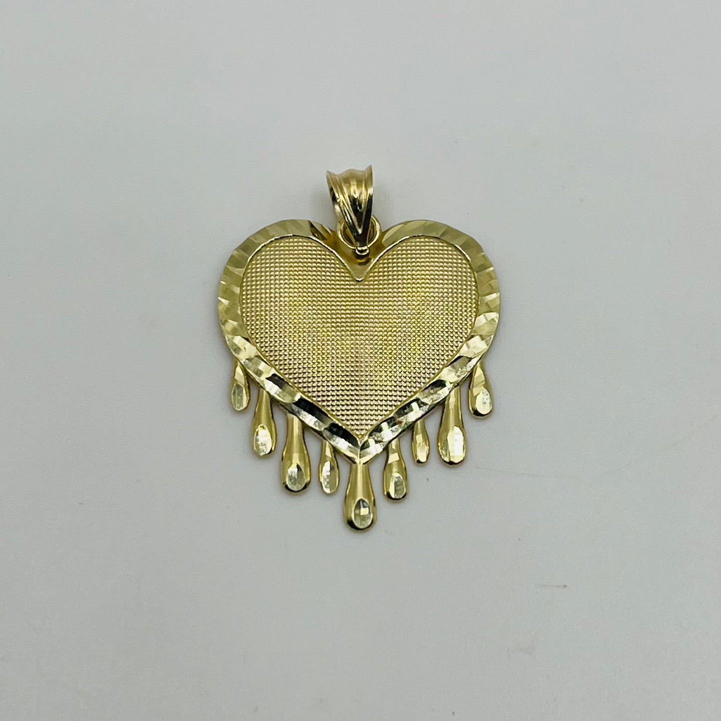 10K Gold Dripping Heart Pendant | Face Size: 27mm