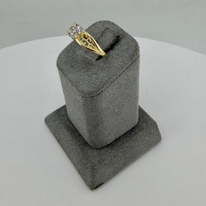 10k Gold Cluster Flower Ring