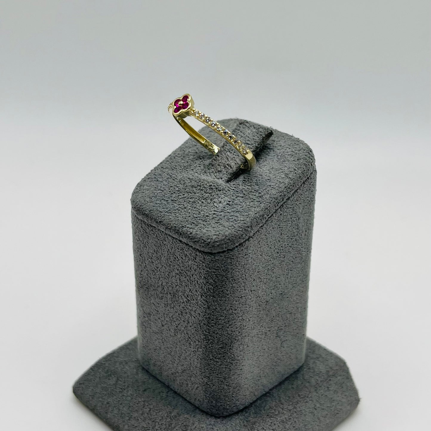 10k Gold Mini Pink Clover Ring