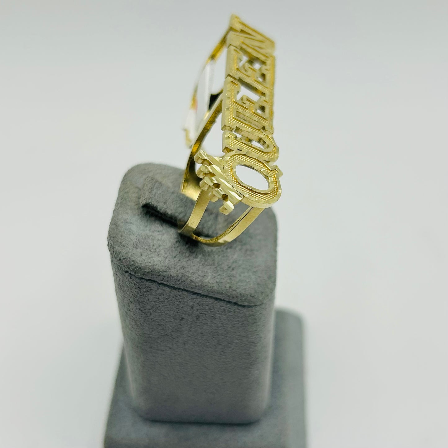 10K Gold Queen Two Finger Ring