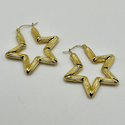 10K Gold Star Bamboo Hoop Earrings (sm, 1.4")