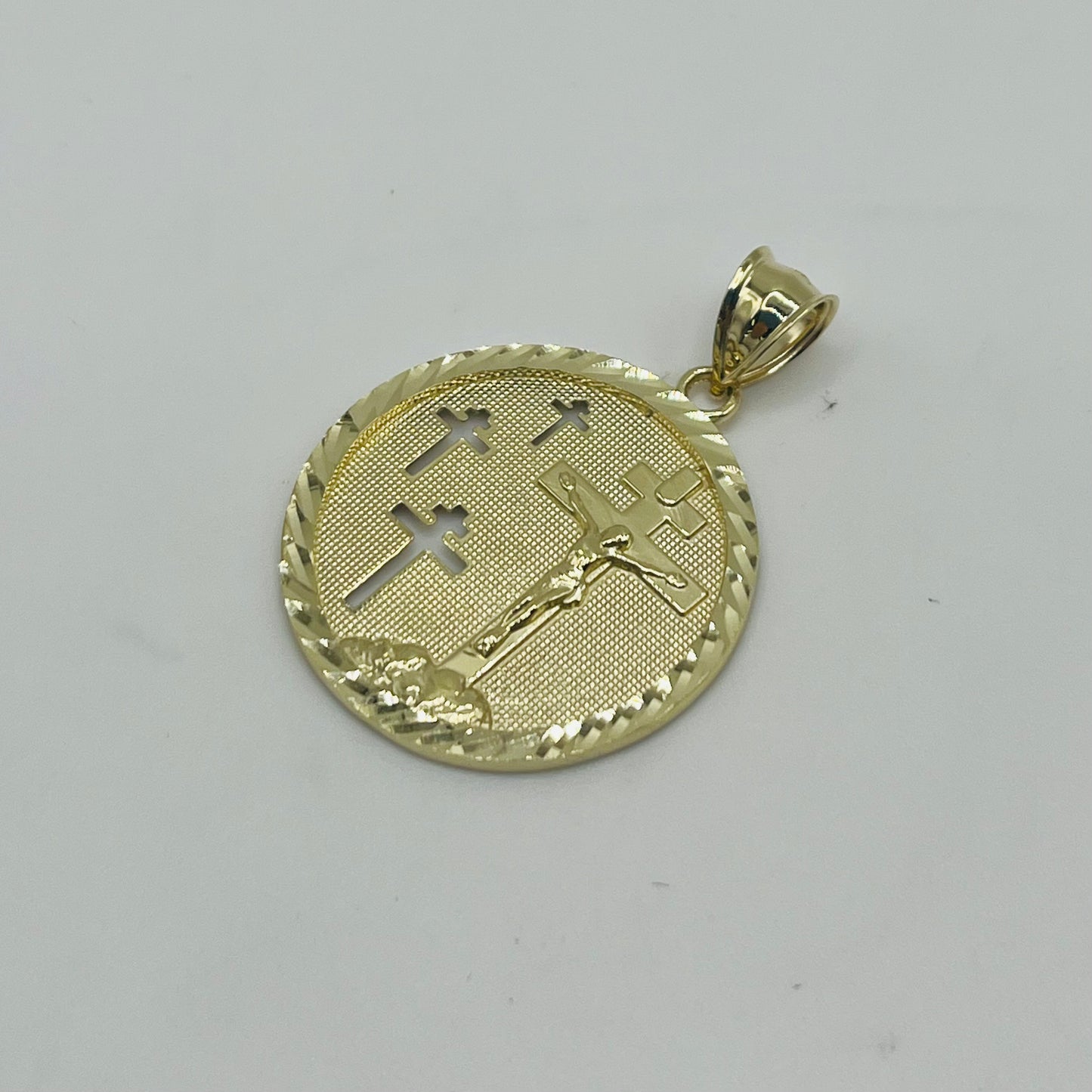 10k Gold Pillars of Jesus Charm