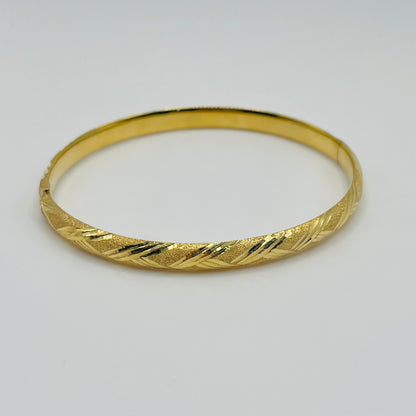 10k Gold Raya Bangle