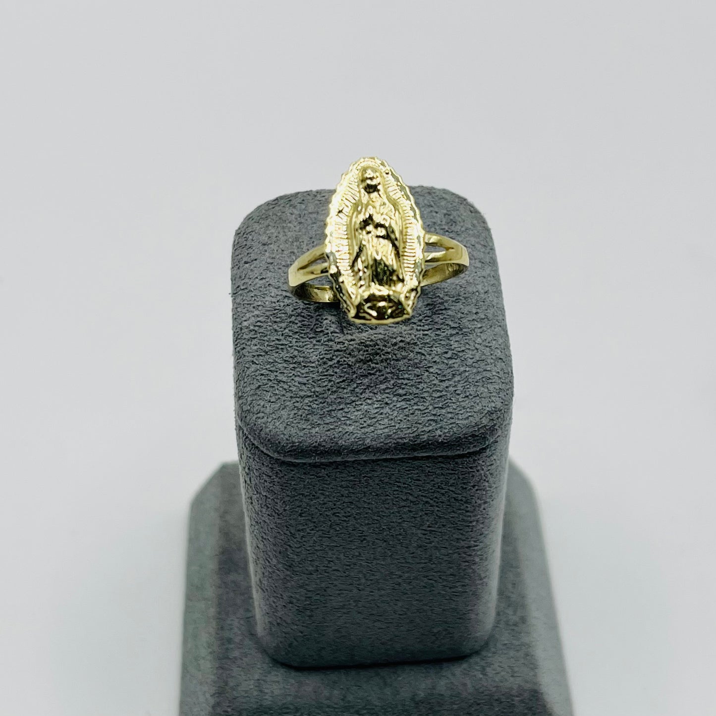 10k Gold Outlined Virgin Mary Ring (M)