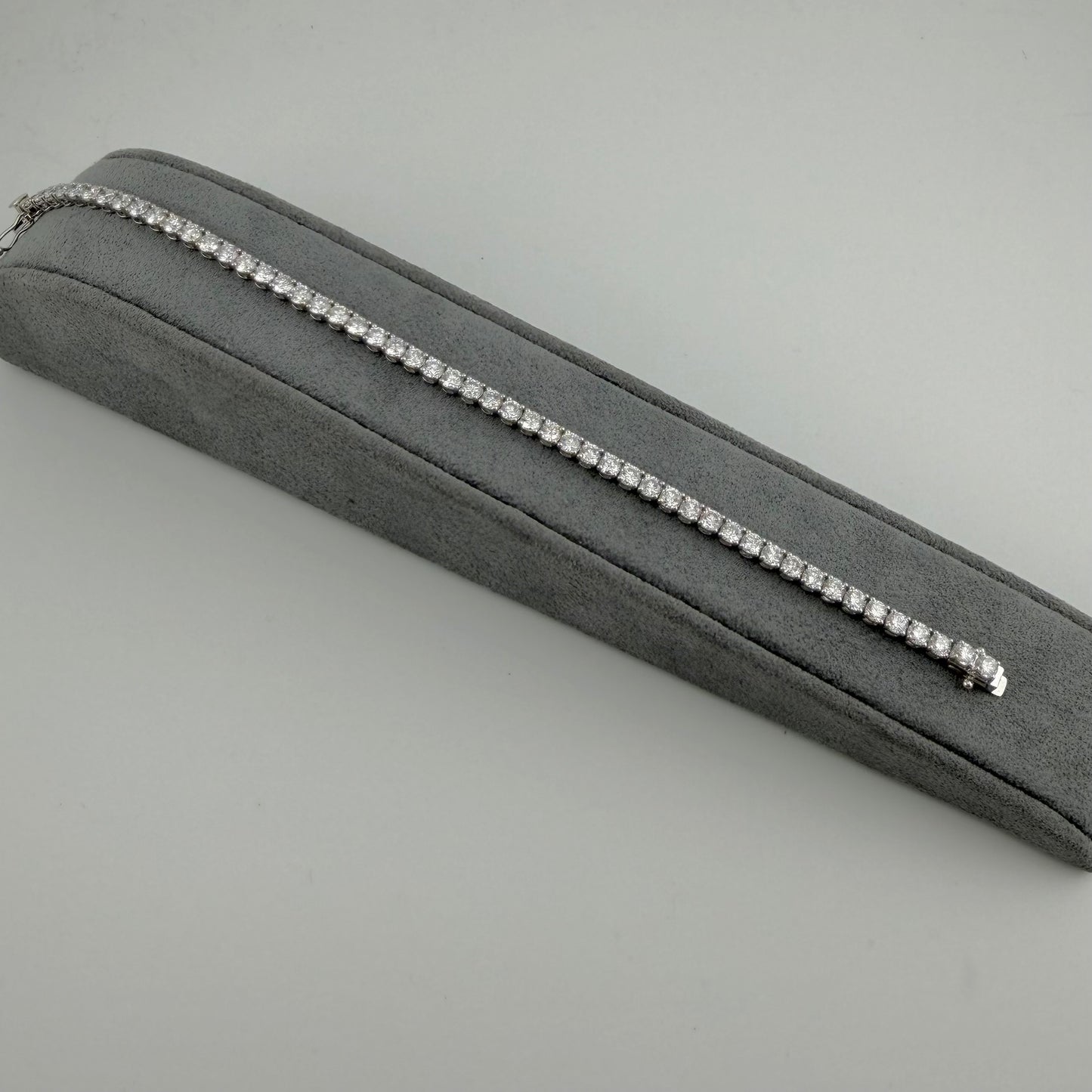 14k Gold 3.85 Carat Diamond Tennis Bracelet 7”