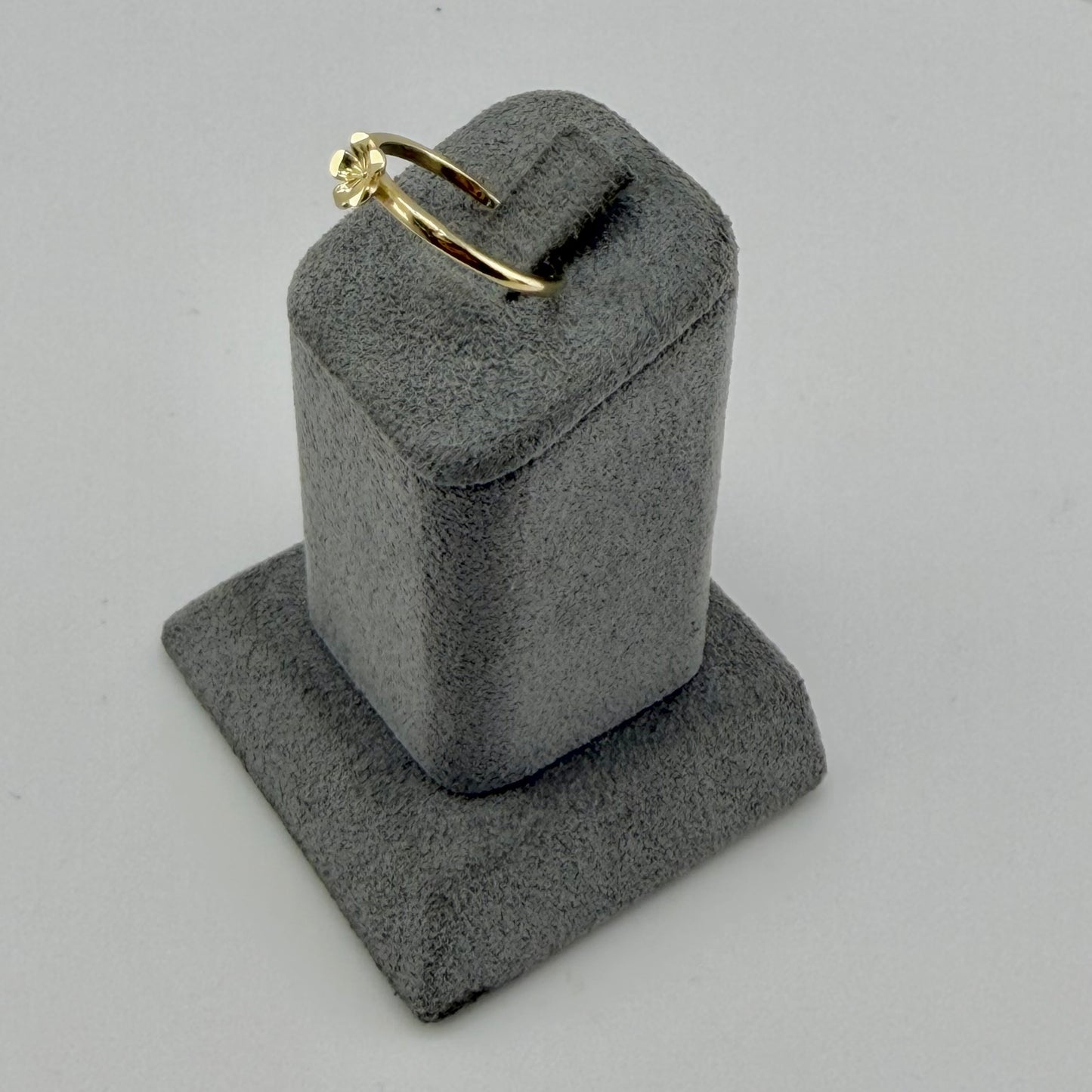 10k Gold Micro Single Flower Ring