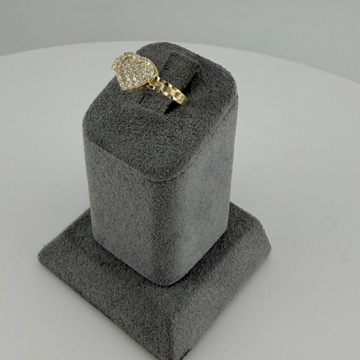10K Gold Petite White Heart Cz Rx Band Ring