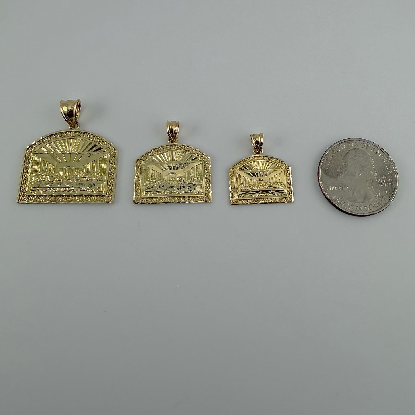 10K Gold Last Supper Shield Charm (XS)
