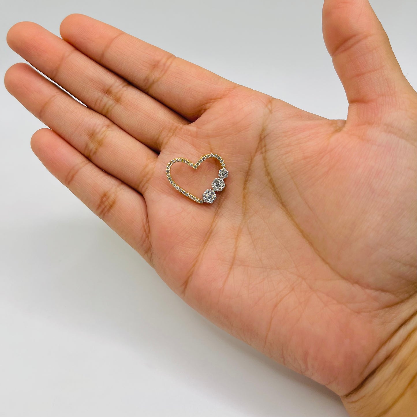 14k Gold Diamond Eterna Love Heart Pendant