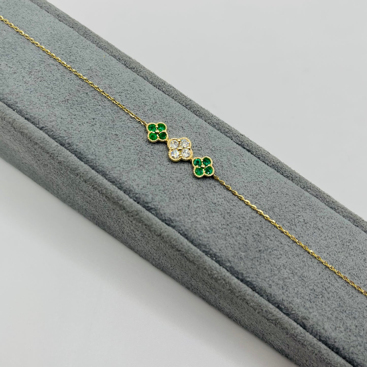 14k Gold Diamond Emerald Clover Bracelet