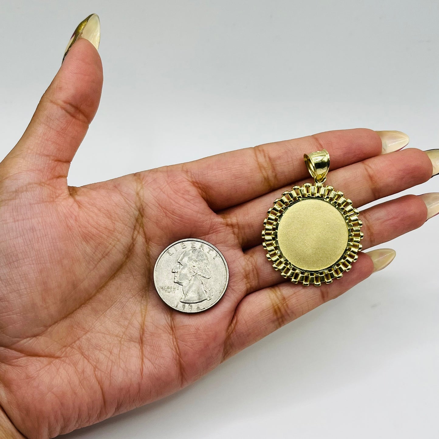 10K Gold RX Round Picture Pendant (Medium)
