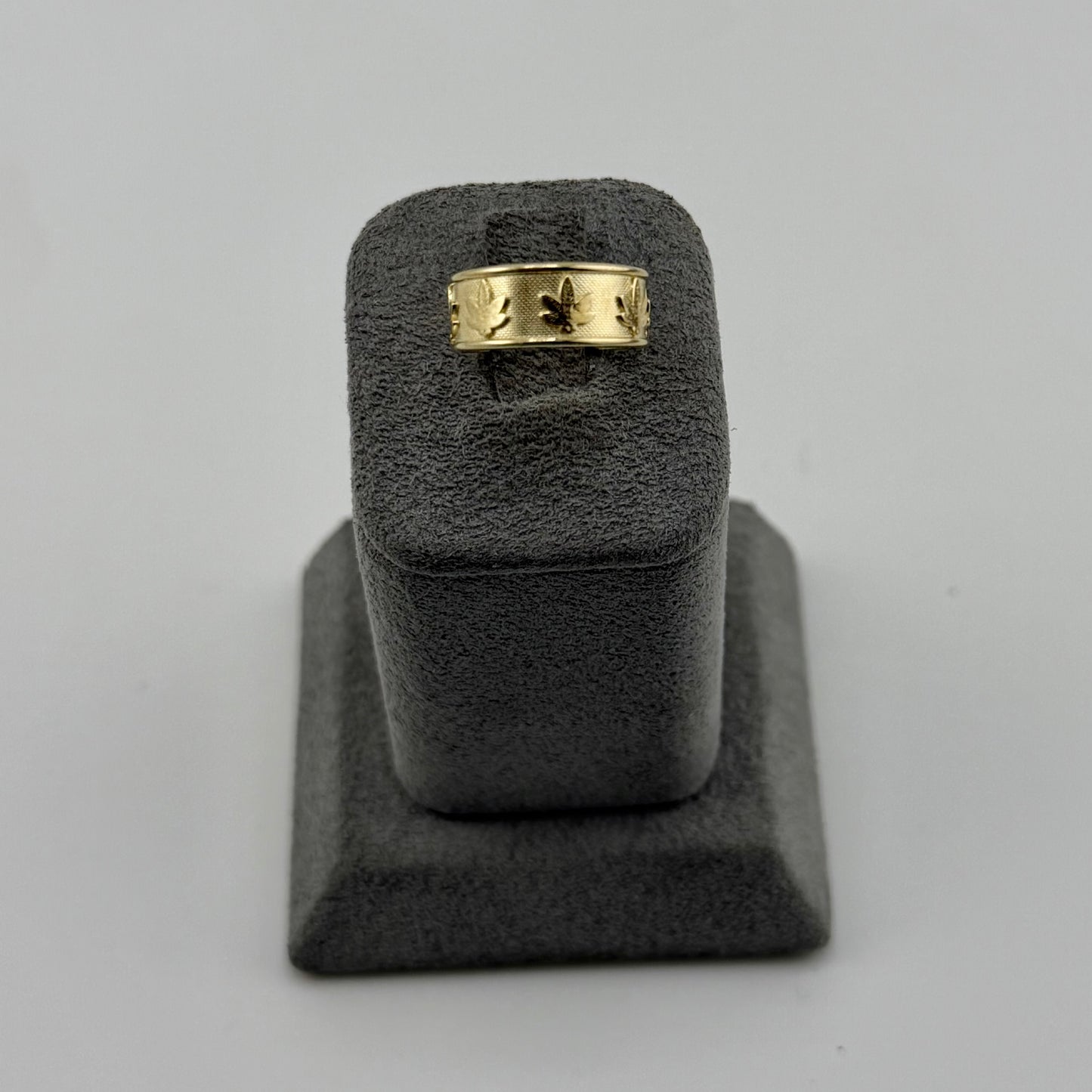 10k Gold Weed Toe Ring