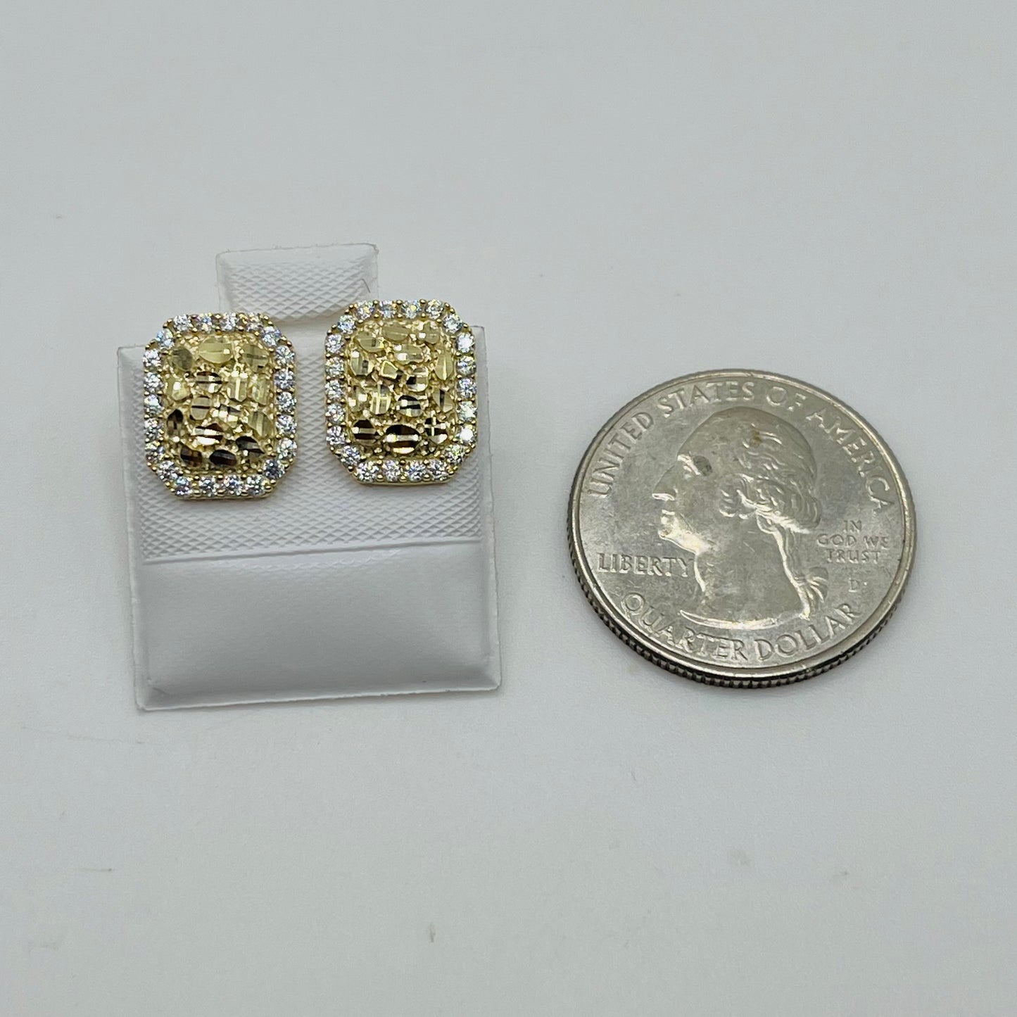 10k Gold Rectangle Nugget Cz Border Earrings (M)