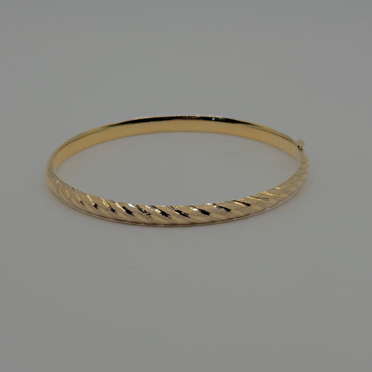 14k Gold Truffle Bangle