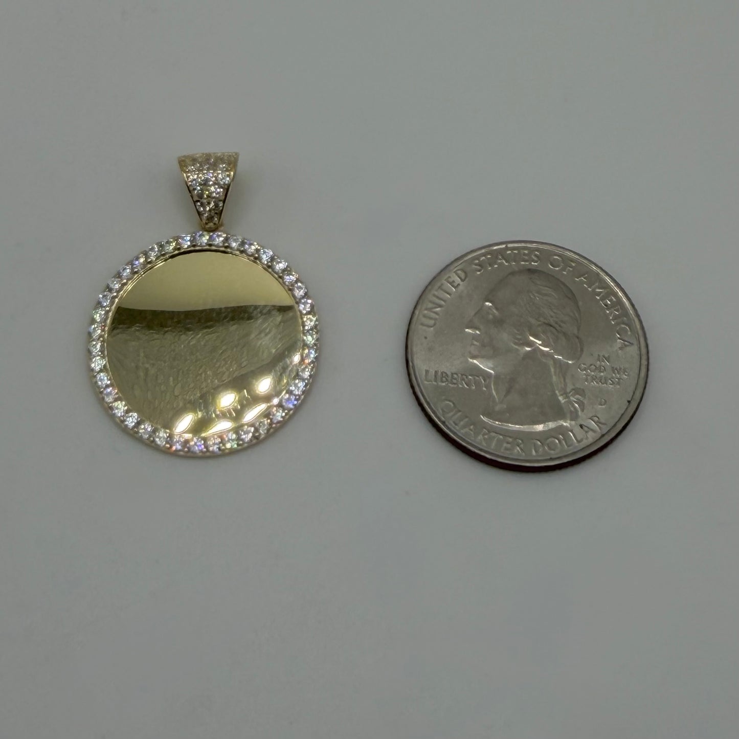 10k Gold Round Full CZ On Bale Picture Pendant (S)