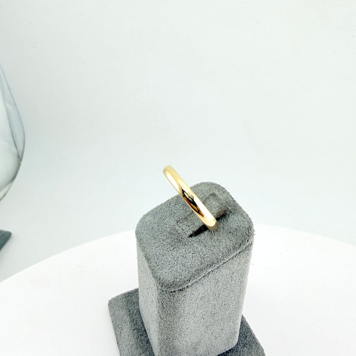 Classic Gold Wedding Band