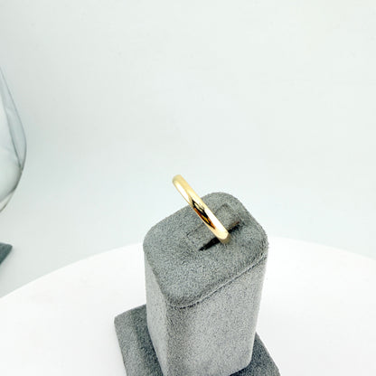 Classic Gold Wedding Band